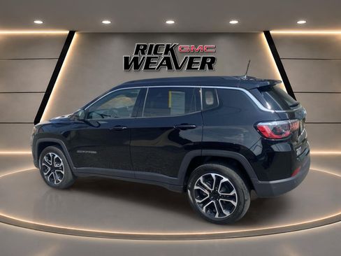 Used 2023 Jeep Compass Limited AWD/4WD image 5