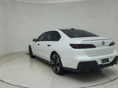 Used 2023 BMW 740i 740i w/ Executive Package image 68