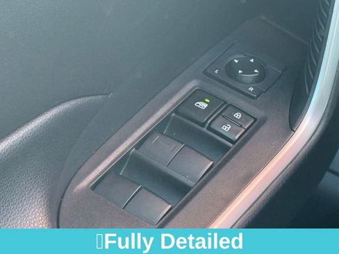 Used 2021 Toyota RAV4 XLE image 27