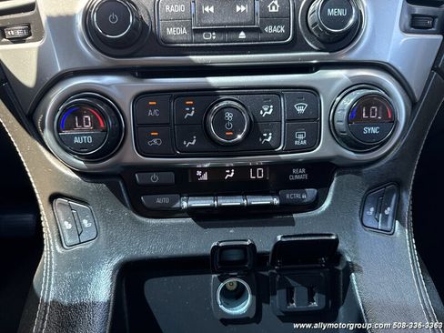 Used 2017 Chevrolet Tahoe LT AWD/4WD image 28