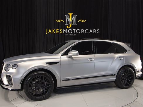 Used 2023 Bentley Bentayga Speed image 1