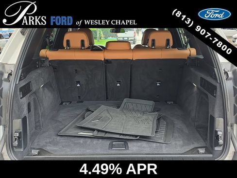 Used 2023 BMW X5 xDrive40i w/ Premium Package AWD/4WD image 9