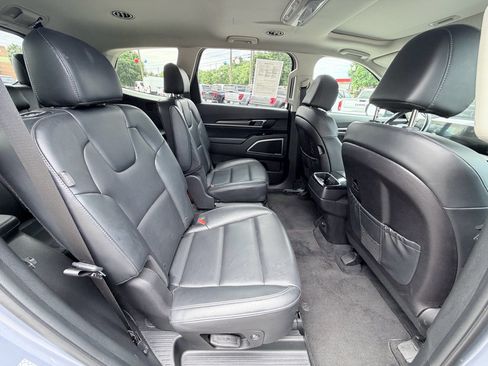 Used 2025 Kia Telluride S AWD/4WD image 27