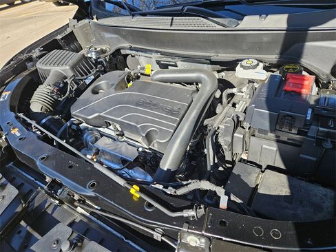 Used 2025 Chevrolet Equinox LT image 22