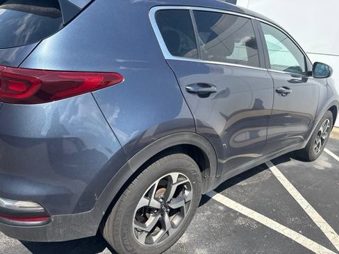 Used 2020 Kia Sportage LX FWD image 3