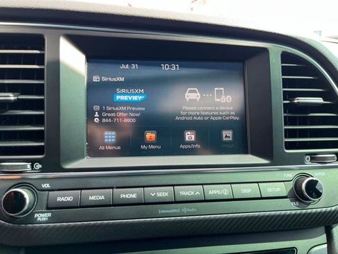Used 2018 Hyundai Elantra Sport FWD image 17