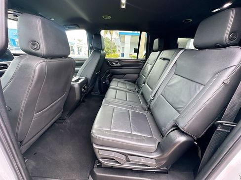 Used 2024 Chevrolet Suburban LT AWD/4WD image 24