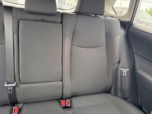 Used 2025 Toyota RAV4 LE AWD/4WD image 15