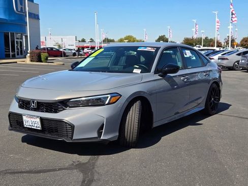Used 2026 Honda Civic Sport image 8