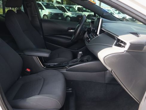 Used 2022 Toyota Corolla SE image 40