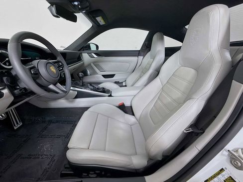 Certified 2024 Porsche 911 Carrera 4S image 5
