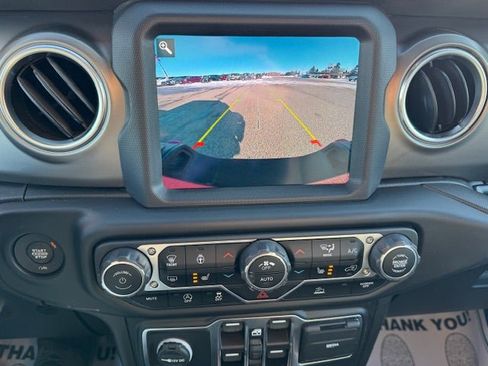 Used 2020 Jeep Gladiator Rubicon AWD/4WD image 28