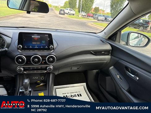 Used 2025 Nissan Sentra SV FWD image 29