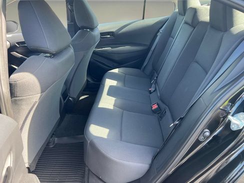 Certified 2022 Toyota Corolla LE FWD image 12