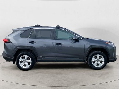Used 2021 Toyota RAV4 XLE w/ Convenience Package AWD/4WD image 6