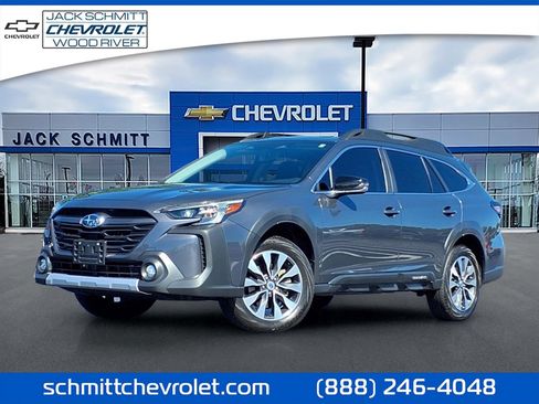 Used 2025 Subaru Outback Limited AWD/4WD image 1