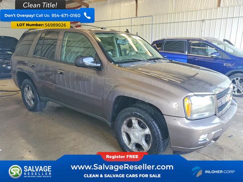 Used 2008 Chevrolet TrailBlazer LT w/ Sun And Sound Package AWD/4WD image 5