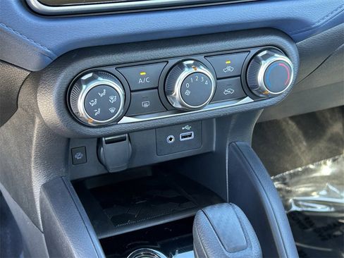 New 2025 Nissan Versa SV w/ Trunk Package image 16