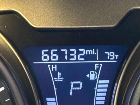 Used 2016 Hyundai Veloster w/ Option Group 02 image 23