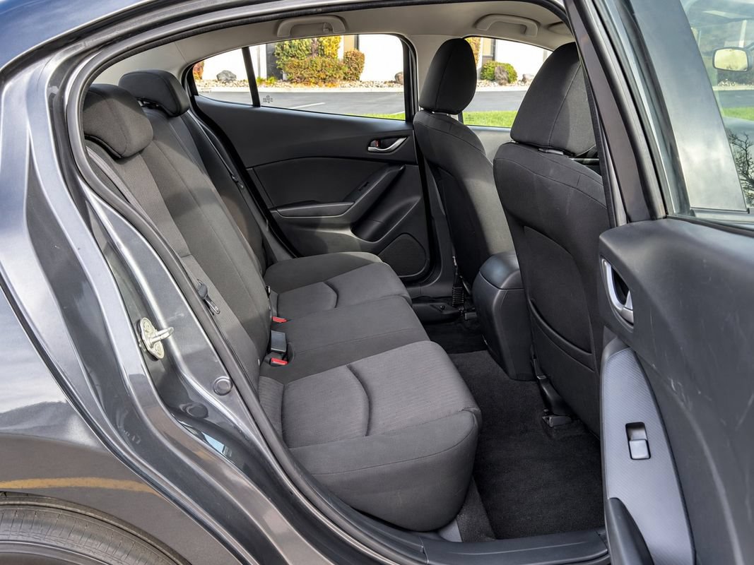 Used 2014 MAZDA MAZDA3 i Sport FWD image 19