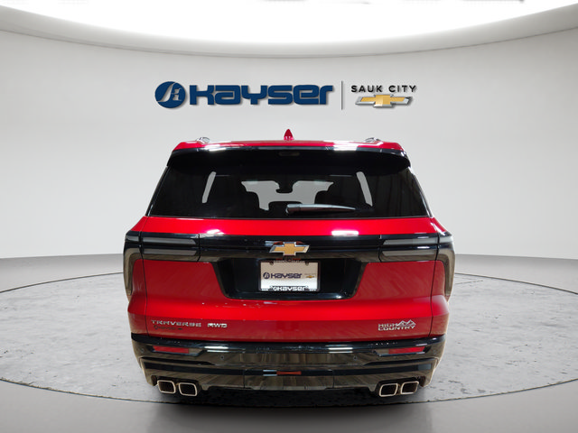 Used 2026 Chevrolet Traverse High Country w/ LPO, Floor Liner Package AWD/4WD image 6
