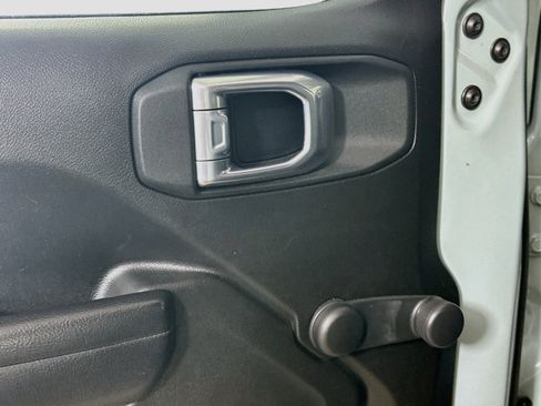 Used 2024 Jeep Wrangler Unlimited Sport AWD/4WD image 24