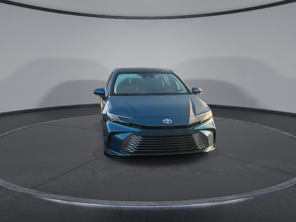 Certified 2025 Toyota Camry XLE FWD image 3