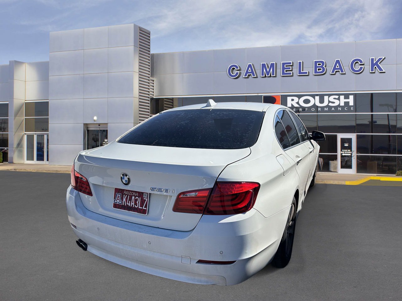 Used 2011 BMW 528i Sedan RWD image 4