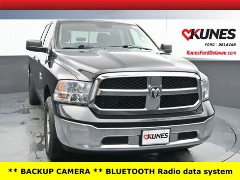 Used 2018 RAM 1500 Classic SLT AWD/4WD image 1