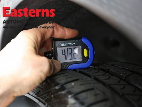 Used 2024 Alfa Romeo Stelvio Ti w/ Active Assist Plus Package image 26