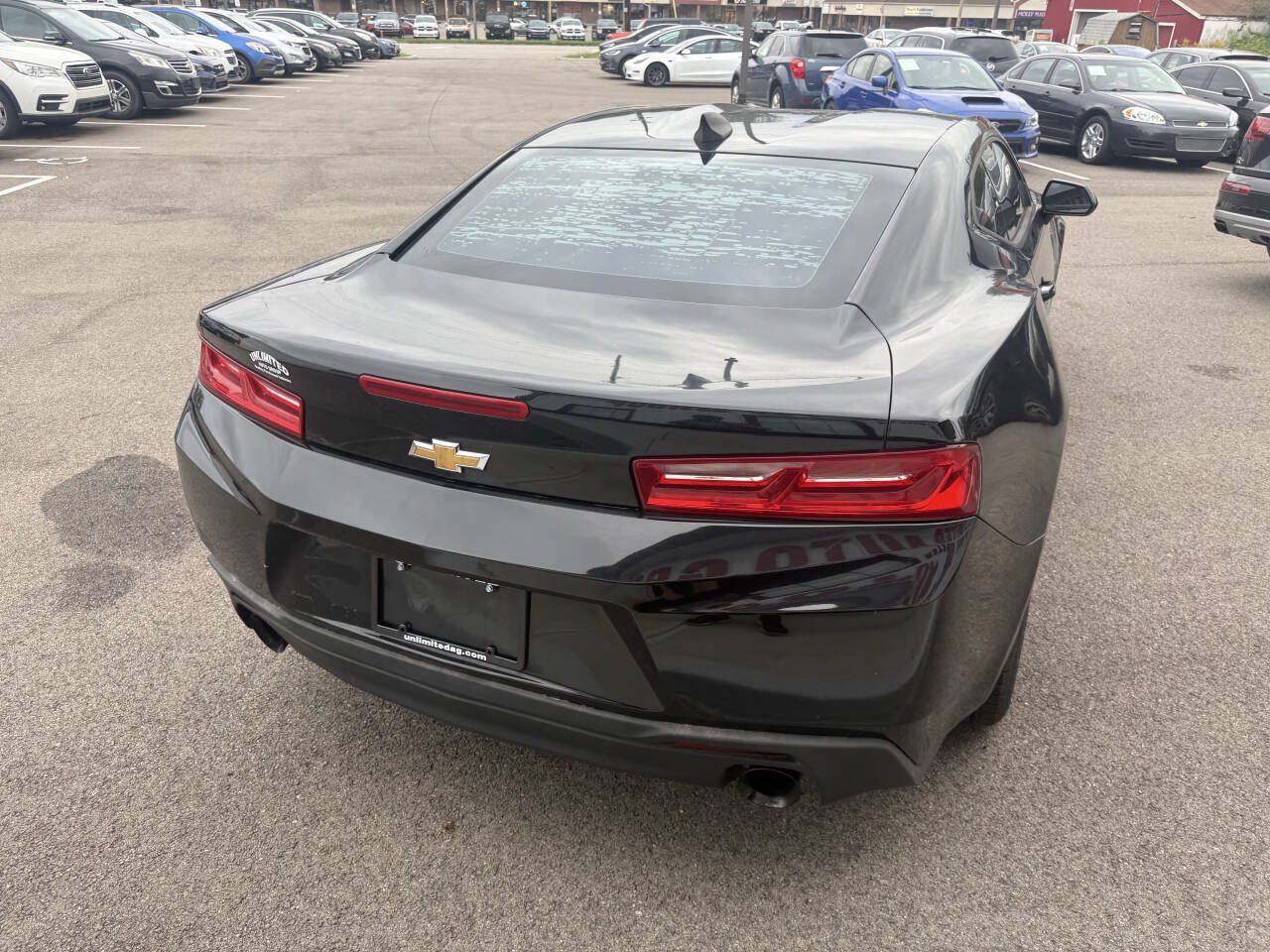 Used 2016 Chevrolet Camaro LT RWD image 8