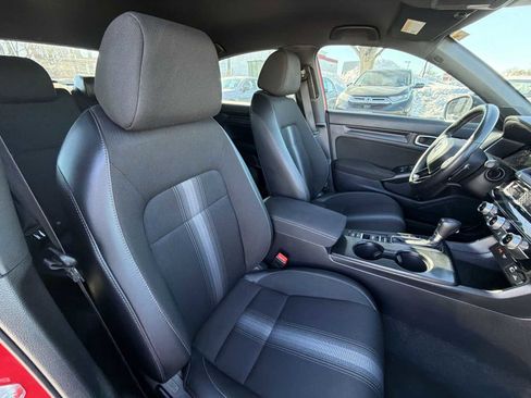 Used 2023 Honda Civic Sport image 17