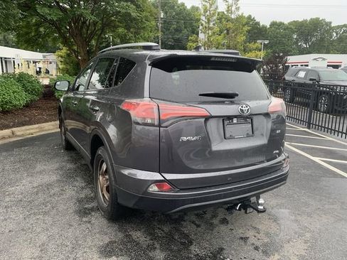 Used 2017 Toyota RAV4 LE w/ Carpet Mat Package AWD/4WD image 6
