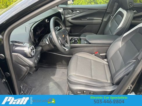 Used 2024 Chevrolet Blazer EV LT AWD/4WD image 23