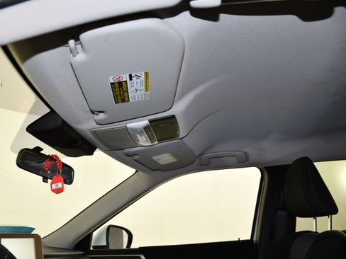 Used 2024 Mitsubishi Outlander ES AWD/4WD image 36