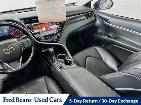 Used 2019 Toyota Camry XSE FWD image 31