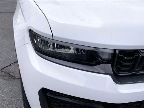 New 2026 Jeep Grand Cherokee L 4WD image 34