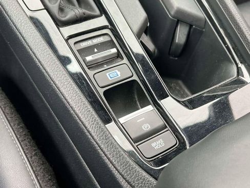 Used 2023 Honda Accord Sport image 36