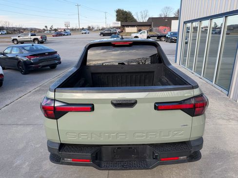 Used 2023 Hyundai Santa Cruz SE image 7