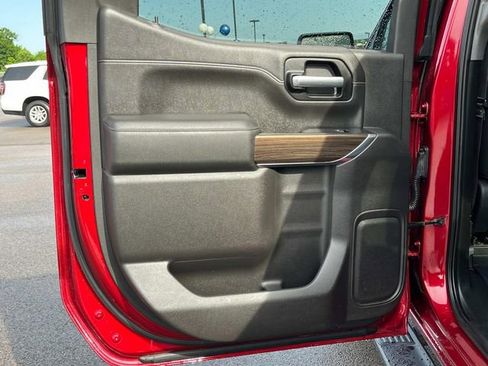 Used 2019 Chevrolet Silverado 1500 LT Trail Boss AWD/4WD image 21