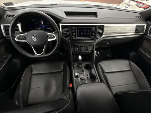 Used 2022 Volkswagen Atlas Cross Sport SE AWD/4WD image 23