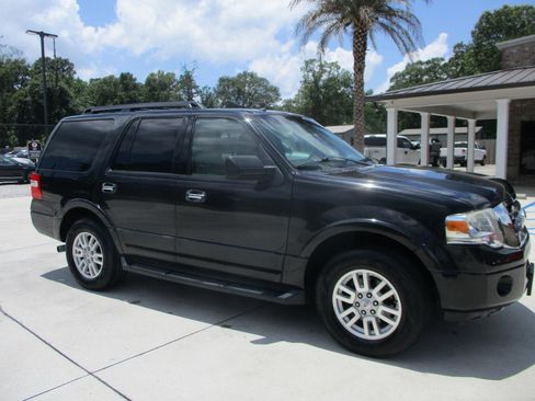 Used 2014 Ford Expedition XLT w/ Leather Seating Package RWD image 27
