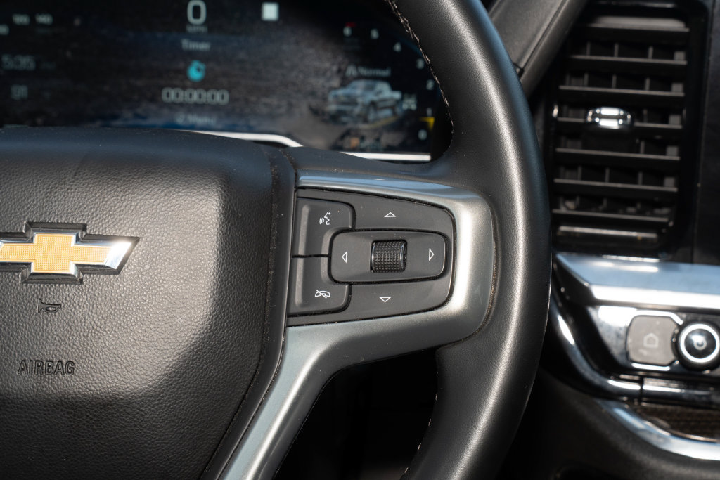 Used 2023 Chevrolet Silverado 1500 LT AWD/4WD image 22