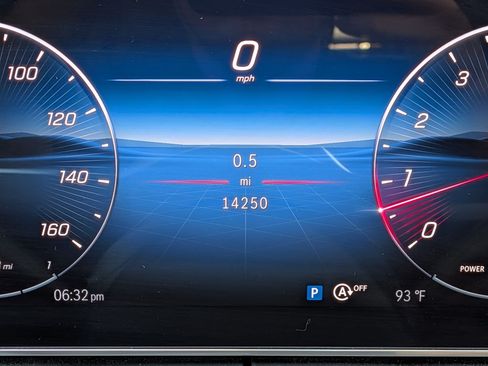 Used 2025 Mercedes-Benz C 300 Sedan image 22