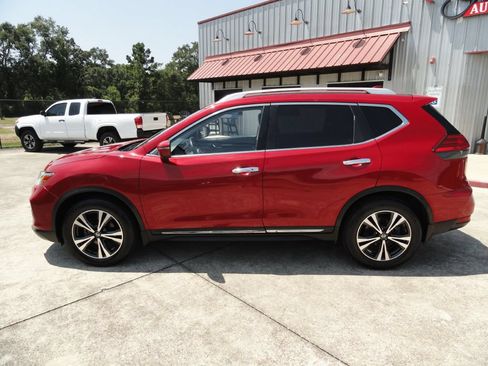 Used 2017 Nissan Rogue SL FWD image 3