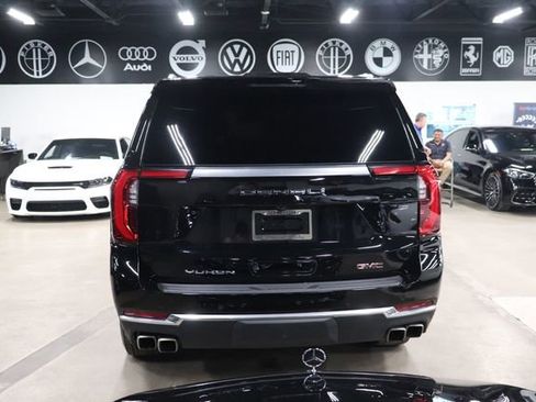 Used 2025 GMC Yukon Denali AWD/4WD image 4