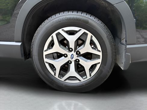 Used 2024 Subaru Forester Premium AWD/4WD image 29