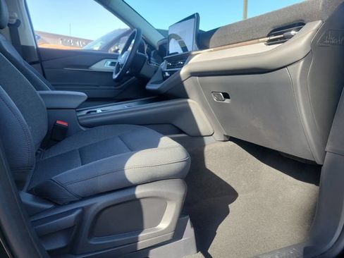 New 2026 Ford Explorer Active RWD image 17