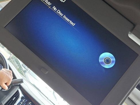 Used 2017 Cadillac Escalade Luxury image 20