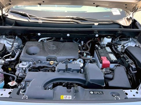 Used 2025 Toyota RAV4 XLE Premium FWD image 31